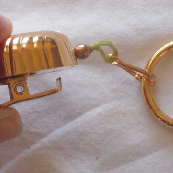 Avon Vintage Retro Gold Tone Pearlesque Key Clip Ring - Picture 4 of 8